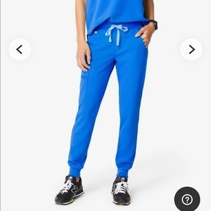 FIGS royal blue Jogger scrub set! Small top, medium joggers.
